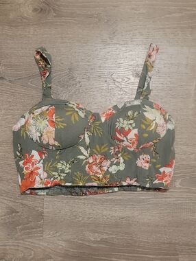 Floral Sweetheart Crop Bralette in Olive Green Top